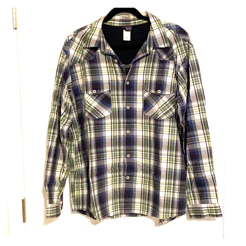 Patagonia organic cotton button down shirt